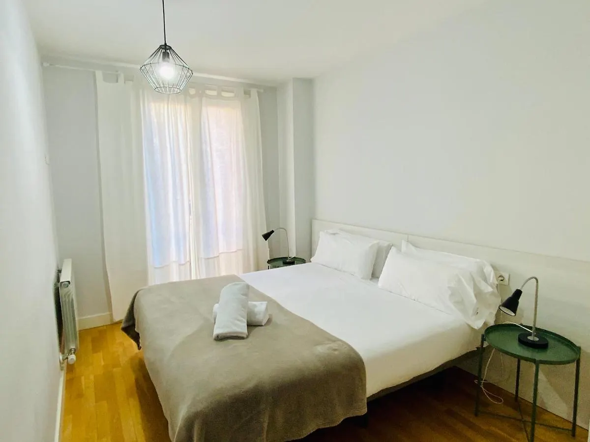 아파트 Apartaments Santa Clara - Baltack Homes 지로나