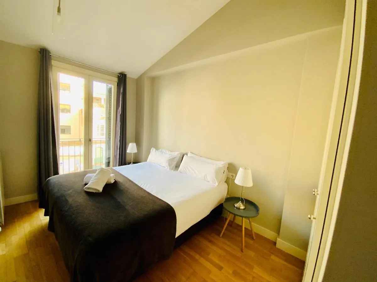Apartaments Santa Clara - Baltack Homes Girona 0*,  Španělsko